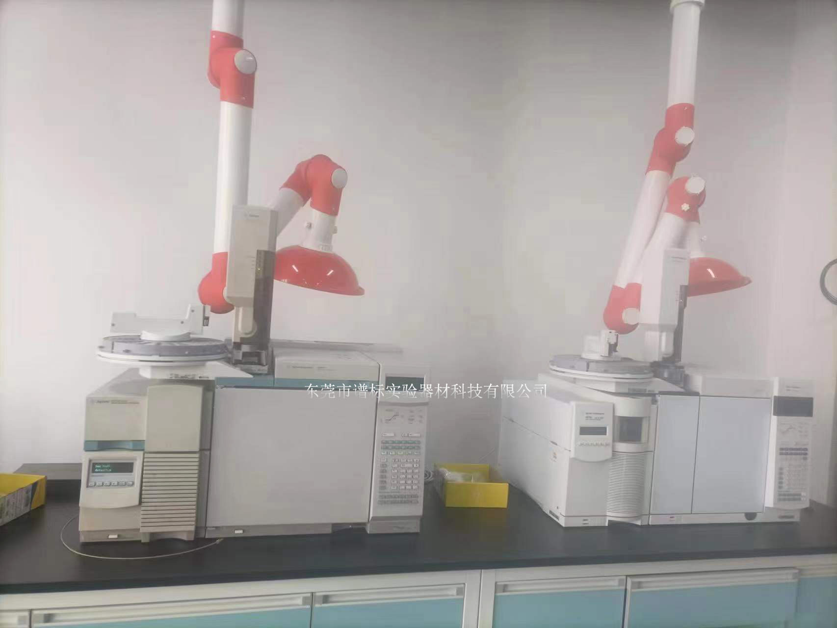 清一色安捷倫儀器設備於7日在東莞某大型檢測公司安裝調試